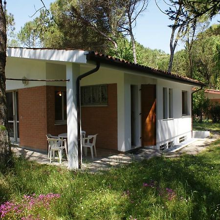 Lignano Riviera Villa Economica Lignano Sabbiadoro Kültér fotó