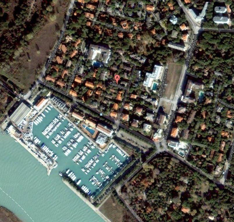Lignano Riviera Villa Economica Lignano Sabbiadoro Kültér fotó